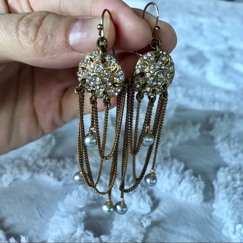 🌻Gold Pearl Sparkly Dangly Earrings costume jewelry